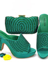 Zapatos de tacón alto, Bolso tipo sobre de moda, decorados de lujo
