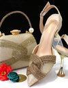 Bolso de mano con diseño italiano y zapatos de tacón alto a juego para mujer