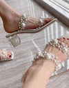 Zapatillas con decoración de perlas de cristal 2023 con tacón grueso de 5 cm