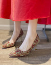 Zapatos de tacón alto puntiagudos con remaches rojos para mujer, zapatos de novia