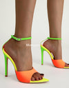 Sandalias de tacón alto de diseñador de lujo a la moda
